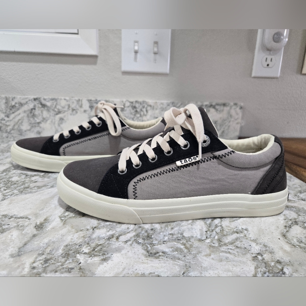 Taos Plim Soul Canvas Sneakers